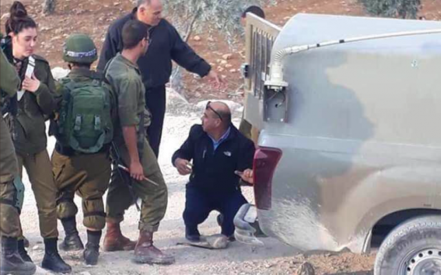 Hebron’s Arab Police Chief Suspended for Helping Israelis with Flat Tire