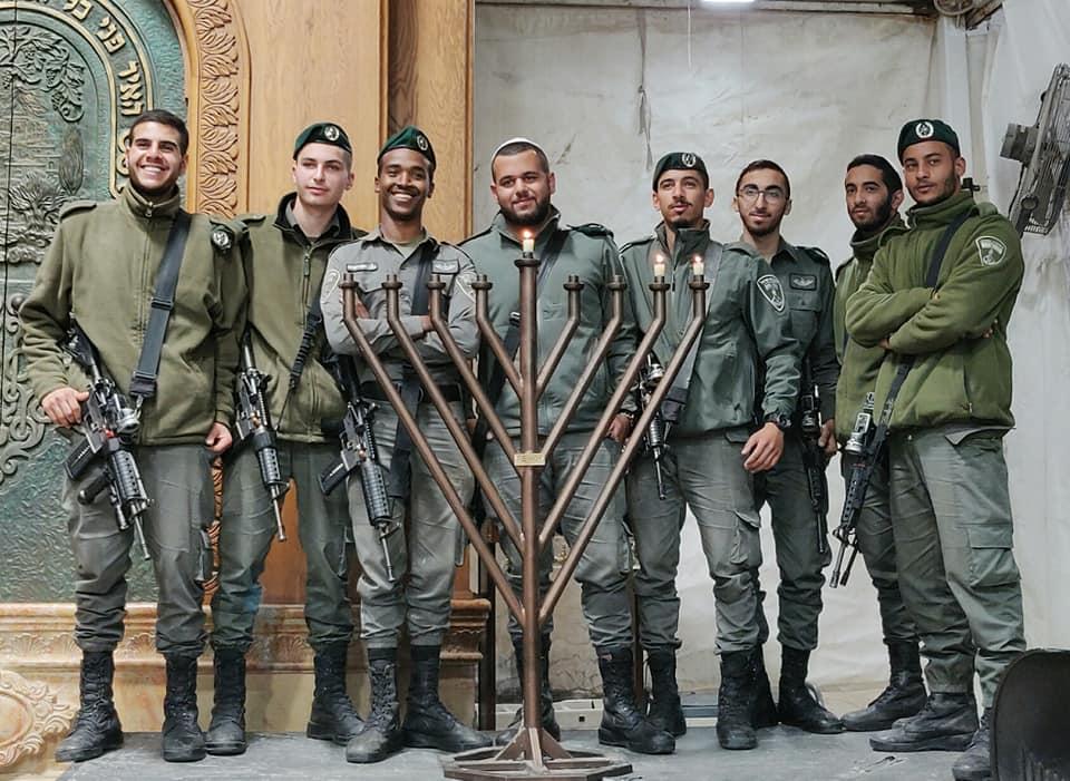 Chanukah Holiday Spreads Light in Hebron