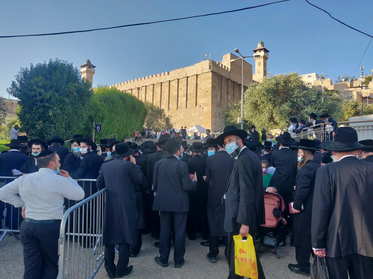 ערב ר”ח אלול: אלפי מתפללים במערת המכפלה